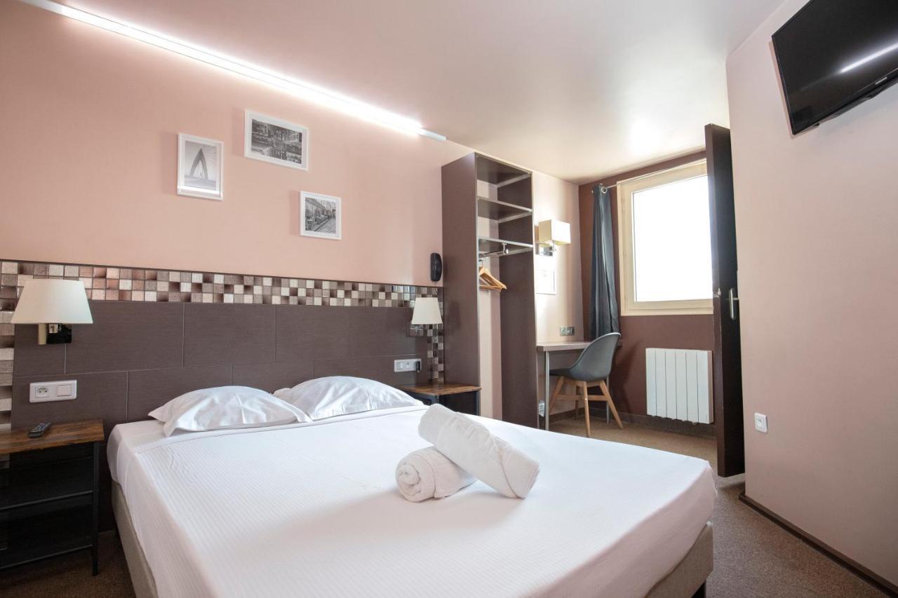 Wink Hotel Juvisy Buitenkant foto