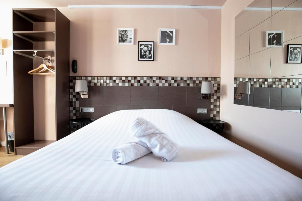 Wink Hotel Juvisy Buitenkant foto