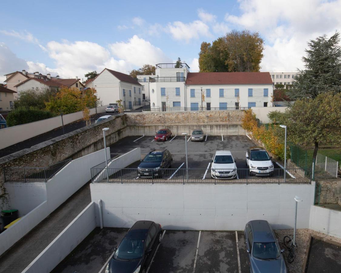 Wink Hotel Juvisy Buitenkant foto