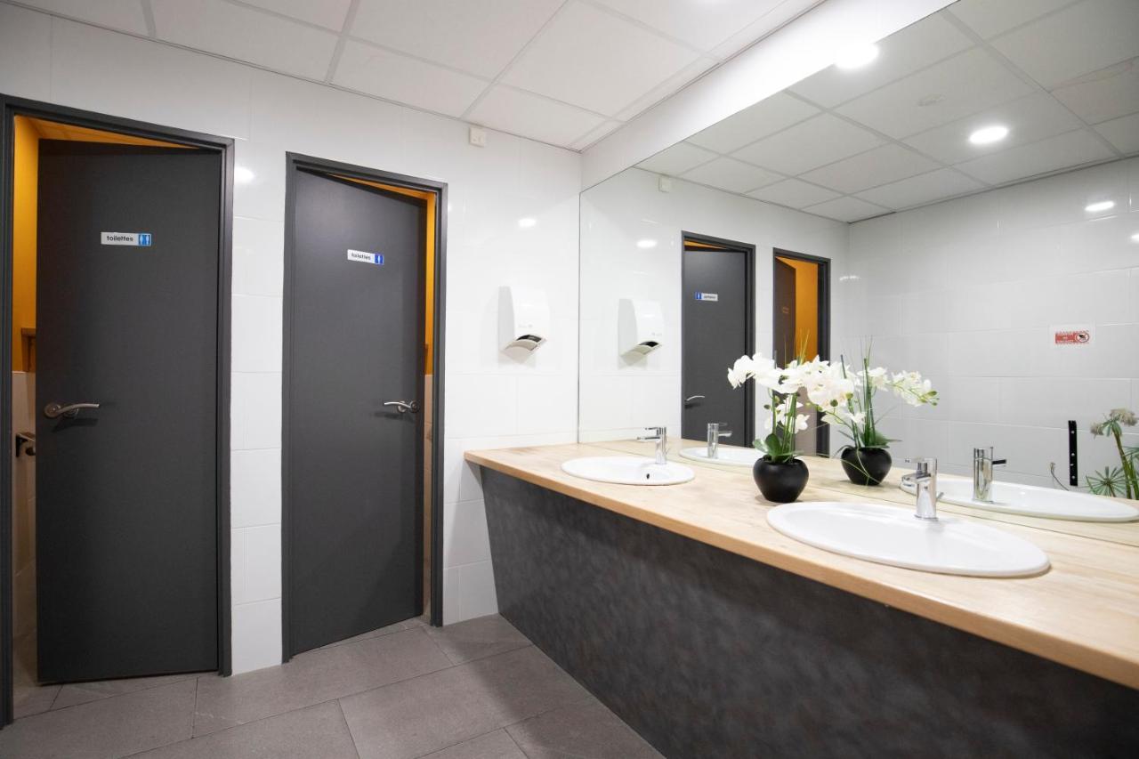 Wink Hotel Juvisy Buitenkant foto