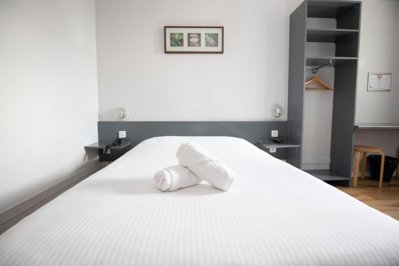 Wink Hotel Juvisy Buitenkant foto