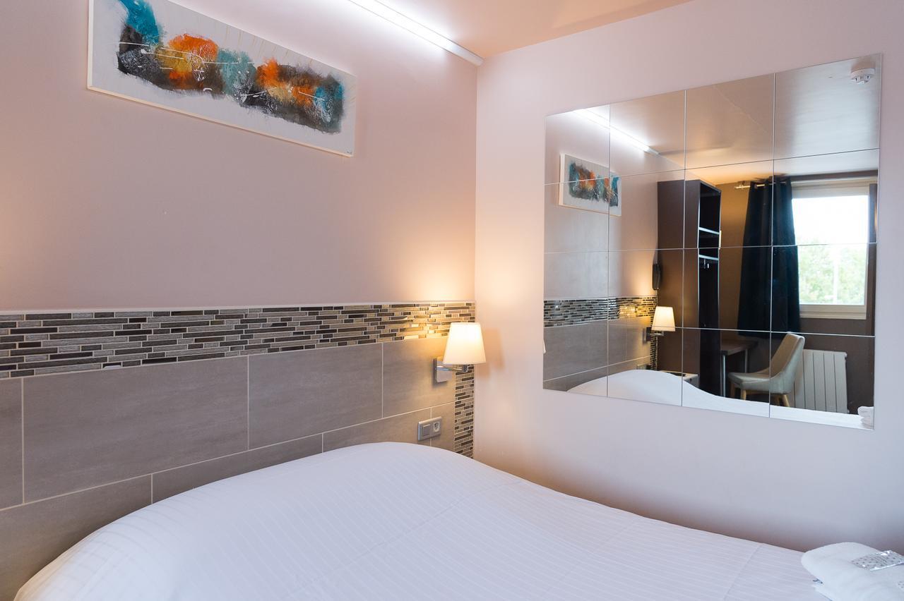Wink Hotel Juvisy Buitenkant foto