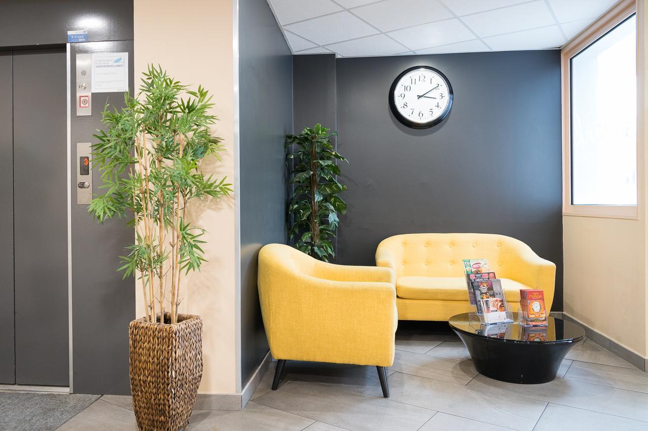 Wink Hotel Juvisy Buitenkant foto